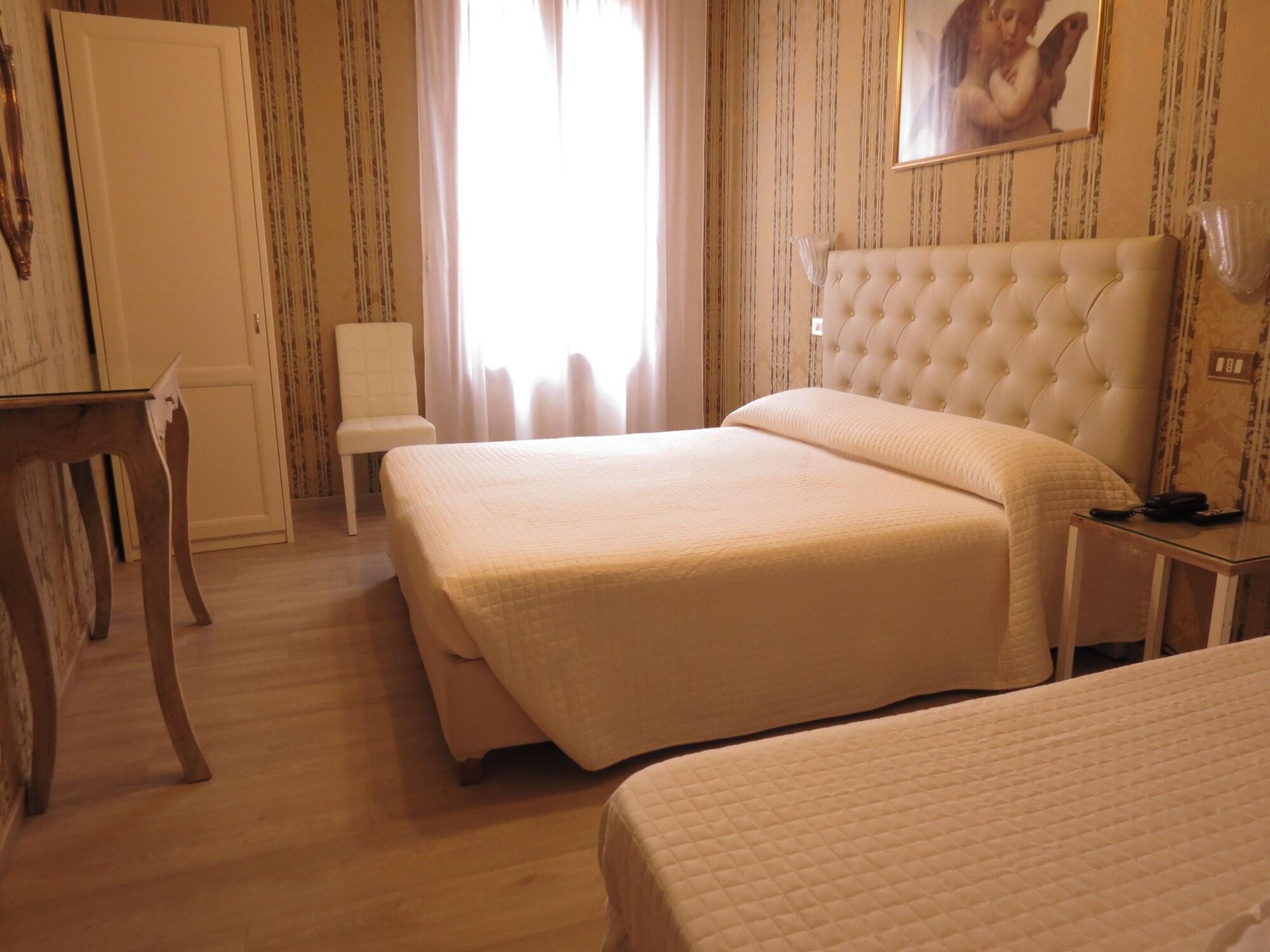 Hotel Bridge Βενετία Εξωτερικό φωτογραφία