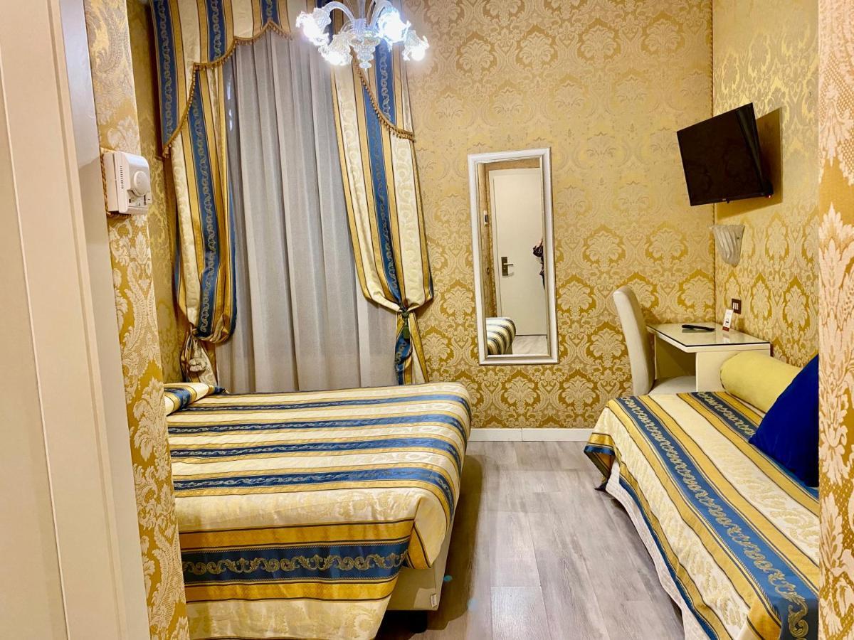 Hotel Bridge Βενετία Εξωτερικό φωτογραφία