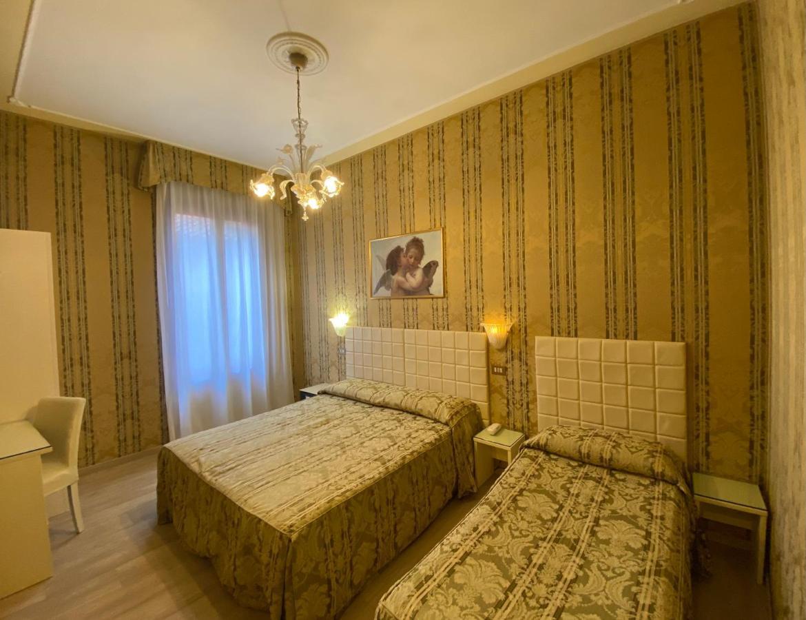 Hotel Bridge Βενετία Εξωτερικό φωτογραφία