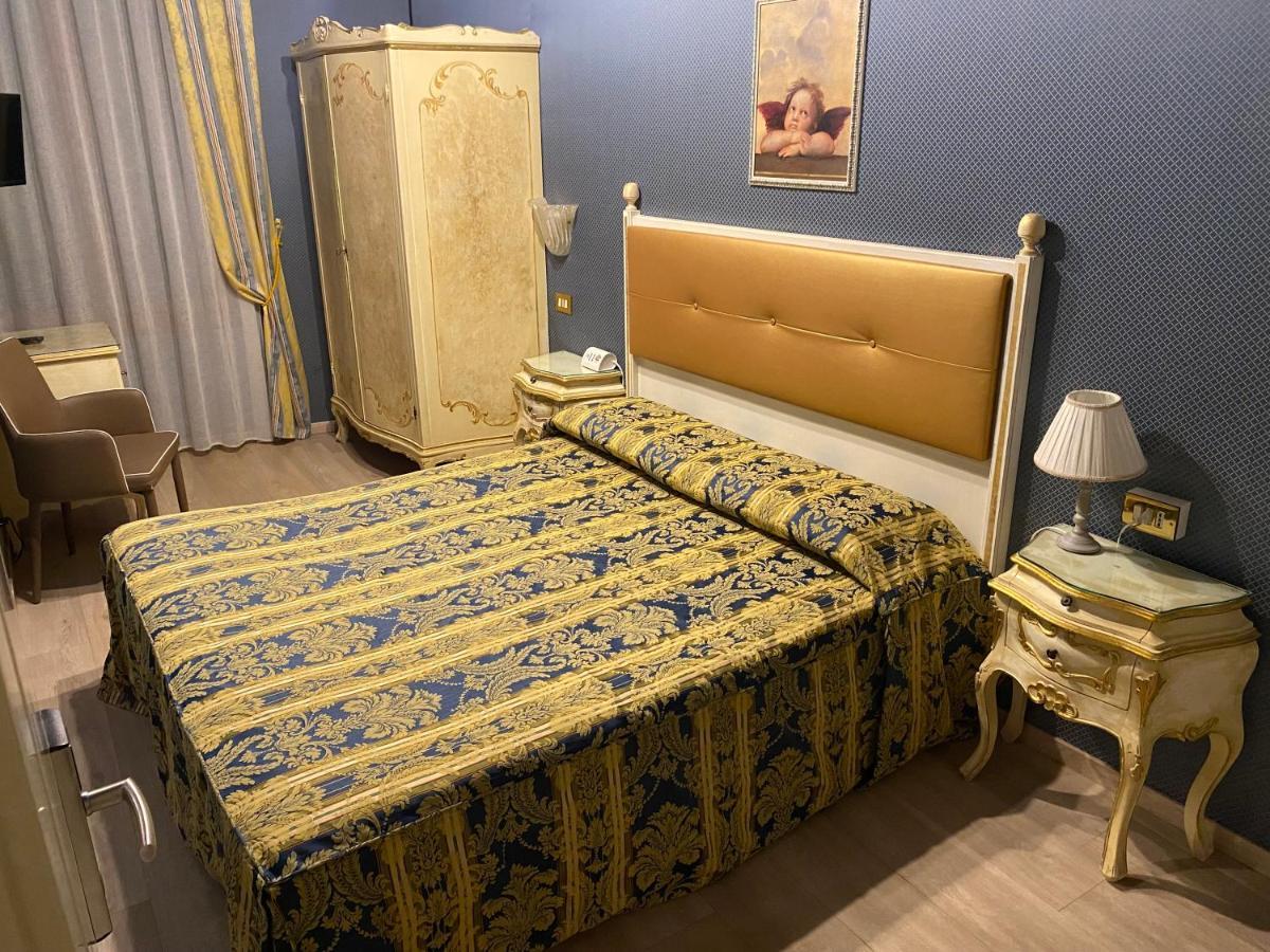 Hotel Bridge Βενετία Εξωτερικό φωτογραφία